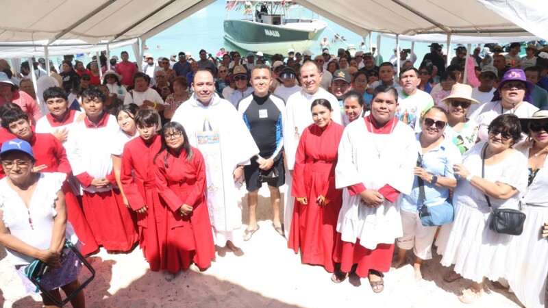 Isla Mujeres fortalece sus tradiciones con la XXVII Procesión Marítima hacia Isla Contoy