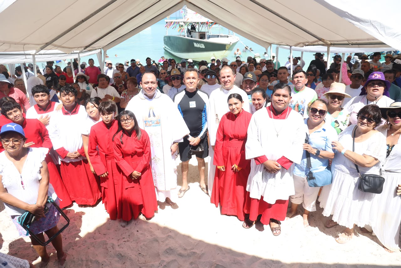 Isla Mujeres fortalece sus tradiciones con la XXVII Procesión Marítima hacia Isla Contoy