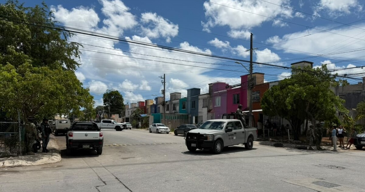 Catean vivienda en La Guadalupana por investigación de narcomenudeo en Cancún