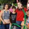 Atenea Gómez celebra Noche Mexicana junto a las familias de Ciudad Mujeres