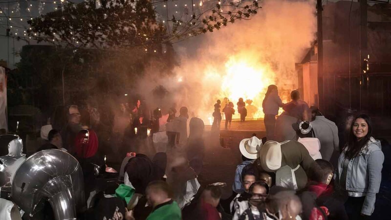 Fuerte explosión de pirotecnia en festejo patronal deja doce heridos en Edomex