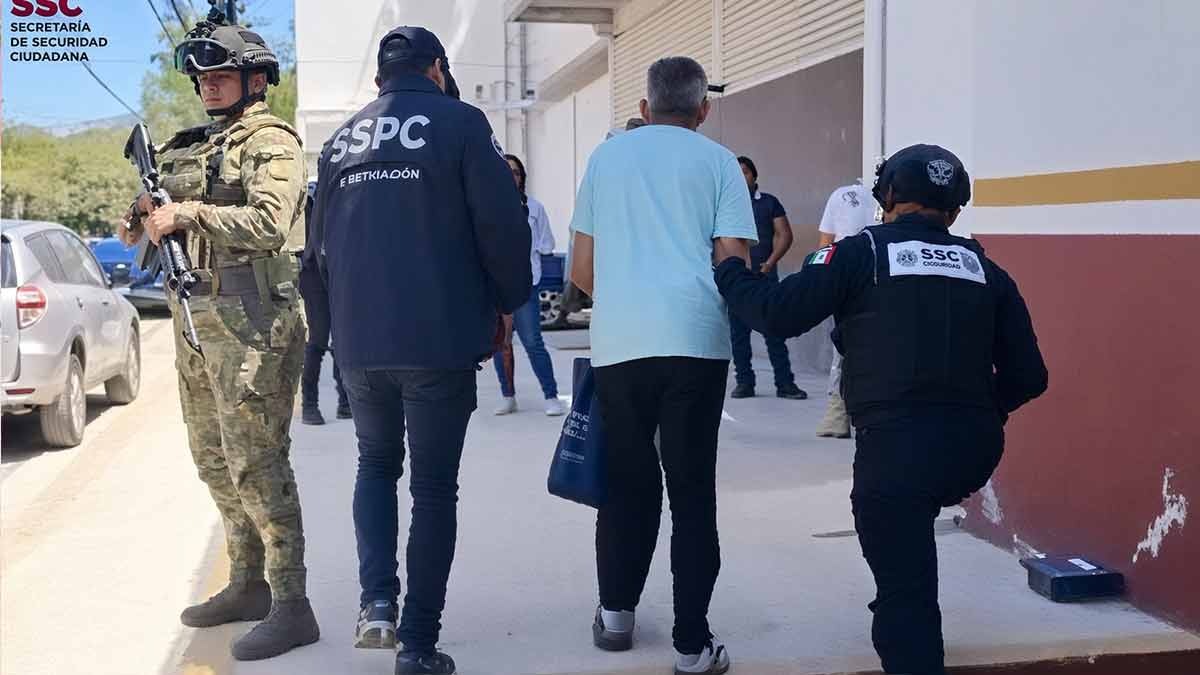 Captura Policía Estatal en Cancún a estadounidense buscado en EU por narcotráfico