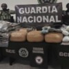 Hallan 112 kilos de droga abandonados cerca de un campo de futbol en San Luis Potosí