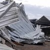 "Mini tornado" arrasa tianguis en Morelos y causa daños por casi un millón de pesos