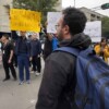 Protestan médicos del Hospital General de México con bloqueo de avenida