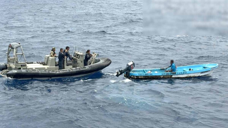 Rescata Armada de México a pescador tras pasar ocho días a la deriva en altamar
