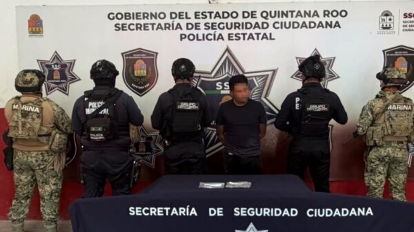 Detienen a hombre con presunta cocaína y marihuana cerca del cementerio Campo del Recuerdo.
