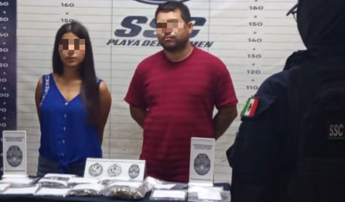 Detienen a dos personas con presuntos narcóticos durante operativo en el Centro de Playa del Carmen