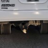 Descubren a adolescente viajando como polizón debajo de un autobús en Querétaro