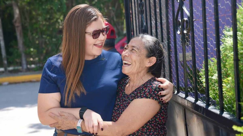 Gobierno de Isla Mujeres acerca agua potable a familias de Ciudad Mujeres