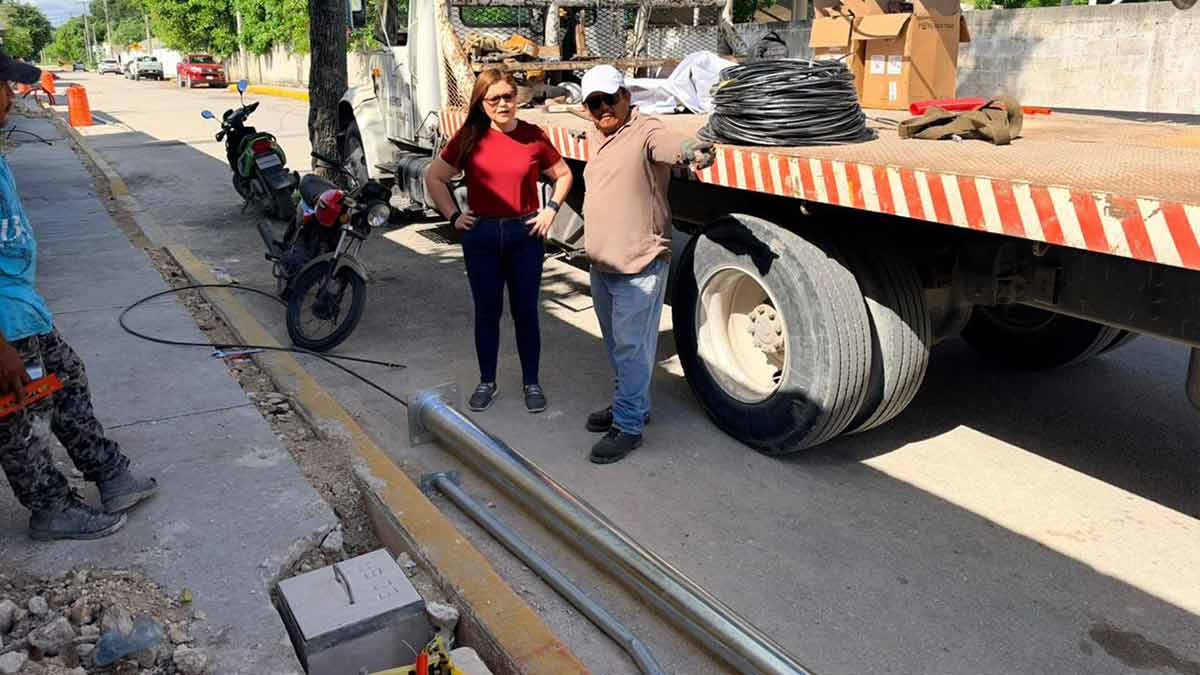 Gobierno de Isla Mujeres moderniza alumbrado público en Zona Continental