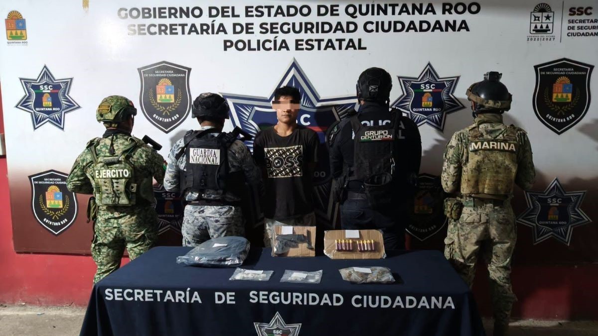 Detienen a hombre con presuntas drogas y un arma en la delegación Alfredo V. Bonfil