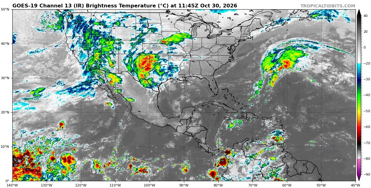 Cielo medio nublado a nublado en el transcurso del día. Por la mañana, ambiente templado. Durante la tarde, ambiente cálido, con intervalos de chubascos en Campeche, Yucatán y Quintana Roo.