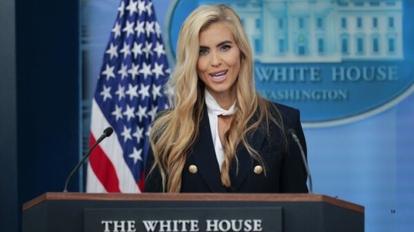 Trump despide a Katie Zacharia como secretaria de prensa de la Casa Blanca, tras cinco días en el cargo.