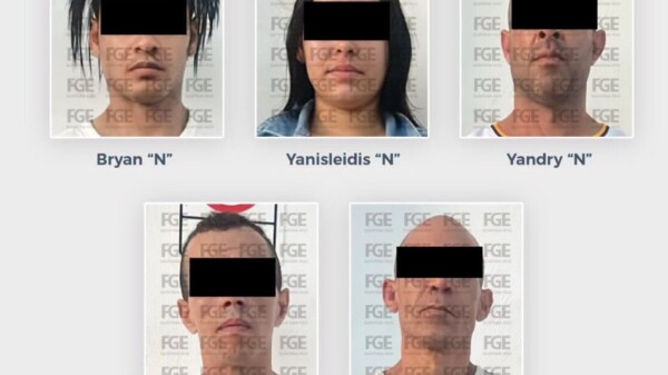 Capturan a cinco cubanos en Cancún con presunta droga y 8 mil 600 pesos en posibles billetes falsos
