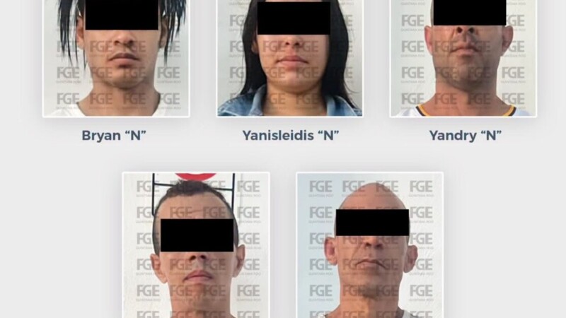Capturan a cinco cubanos en Cancún con presunta droga y 8 mil 600 pesos en posibles billetes falsos