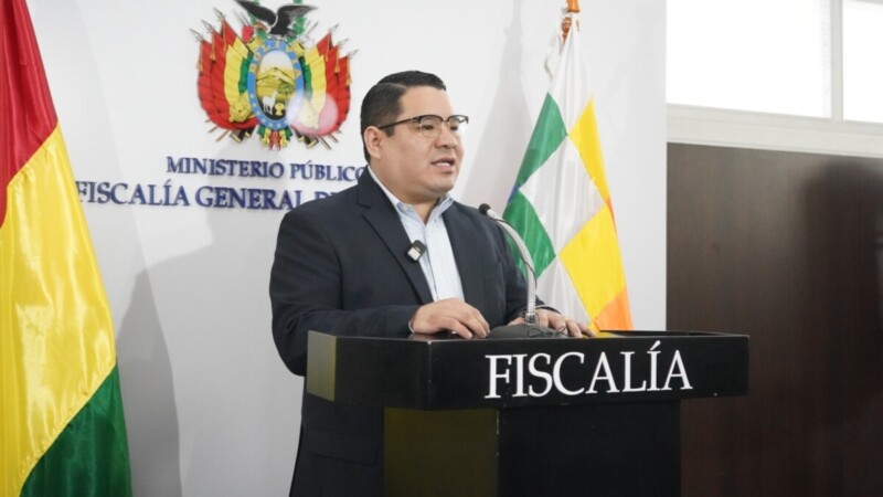 Detienen en Bolivia a fiscal que investigaba a Cerimedo