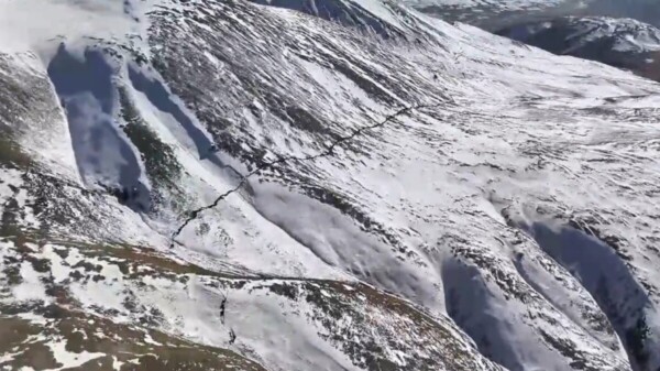Descubren enorme grieta en el Tibet provocada por terremoto