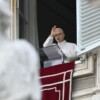 Papa León XIV reaparece tras cirugía por cáncer de pulmón.