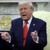 Pide Trump nuevo líder en Ucrania; “Zelenski no logra acuerdos”