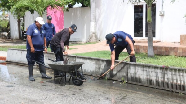 Gobierno de Isla Mujeres mantiene operativo permanente y acciones preventivas ante las lluvias