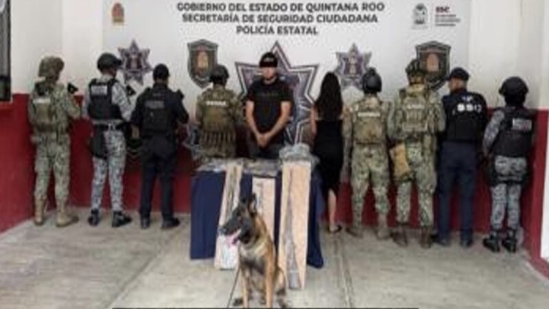 Detienen a dos personas con armas y drogas en Quintana Roo