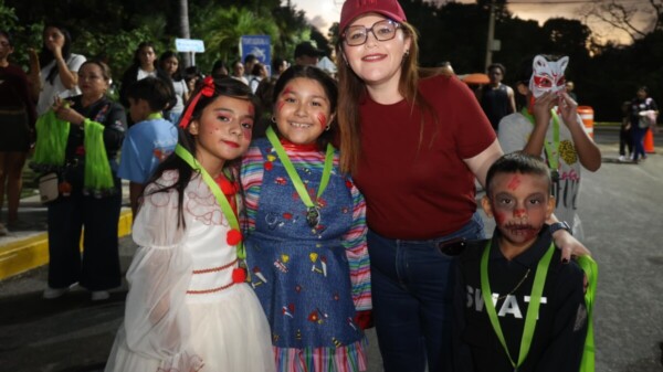 Familias isleñas disfrutan del Desafío Zombie Run