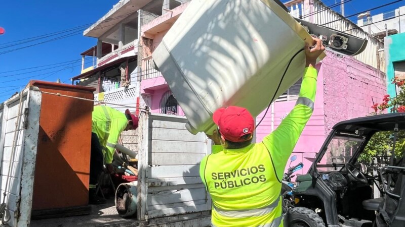 Gobierno de Isla Mujeres continúa con jornadas de descacharrización gratuitas