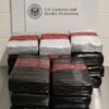 Detienen a mexicana con 21 kilos de cocaína en cruce fronterizo de Laredo