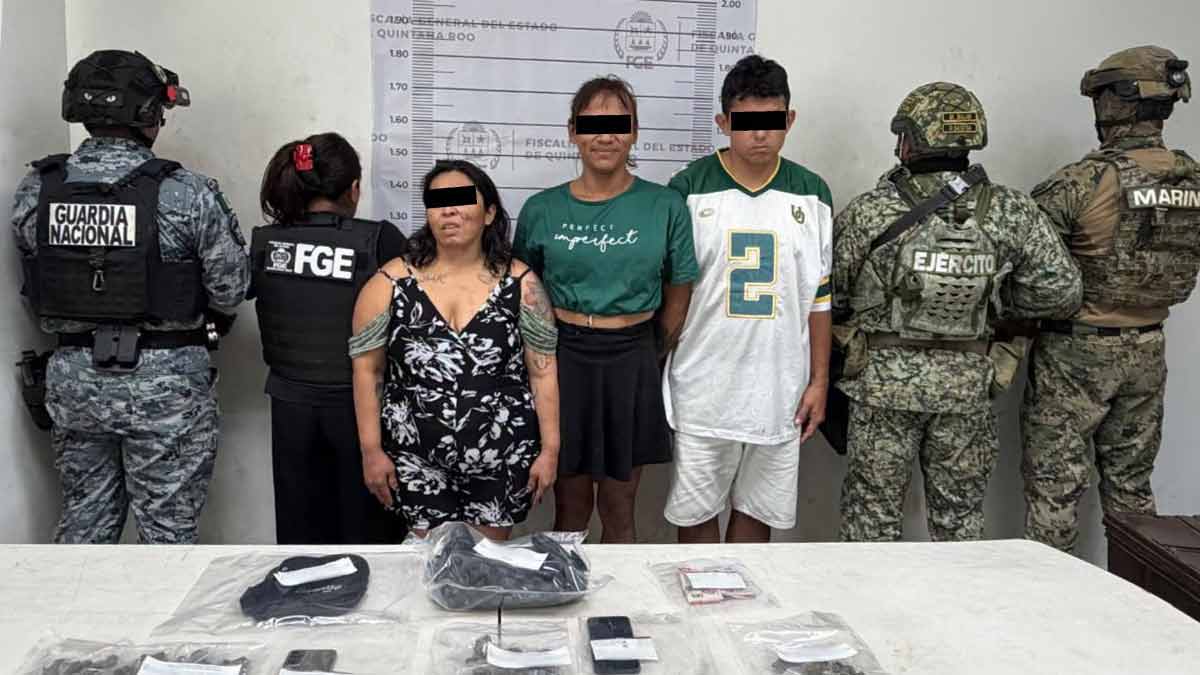 Cateos en Cancún y Playa del Carmen dejan tres detenidos y decomiso de drogas