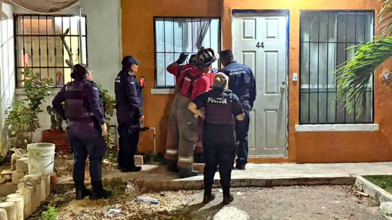 Olores fétidos en una vivienda movilizan a policías y bomberos en domicilio de Cancún