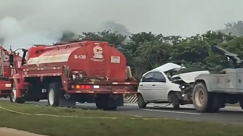 Muere policía estatal en choque con tráiler en la carretera Campeche-Mérida